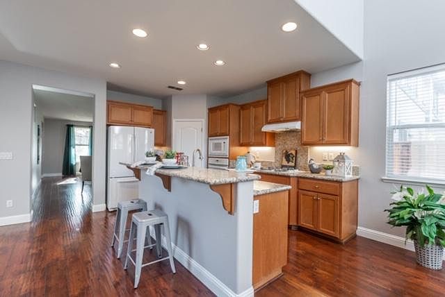 135 W Verano Ct photo 5