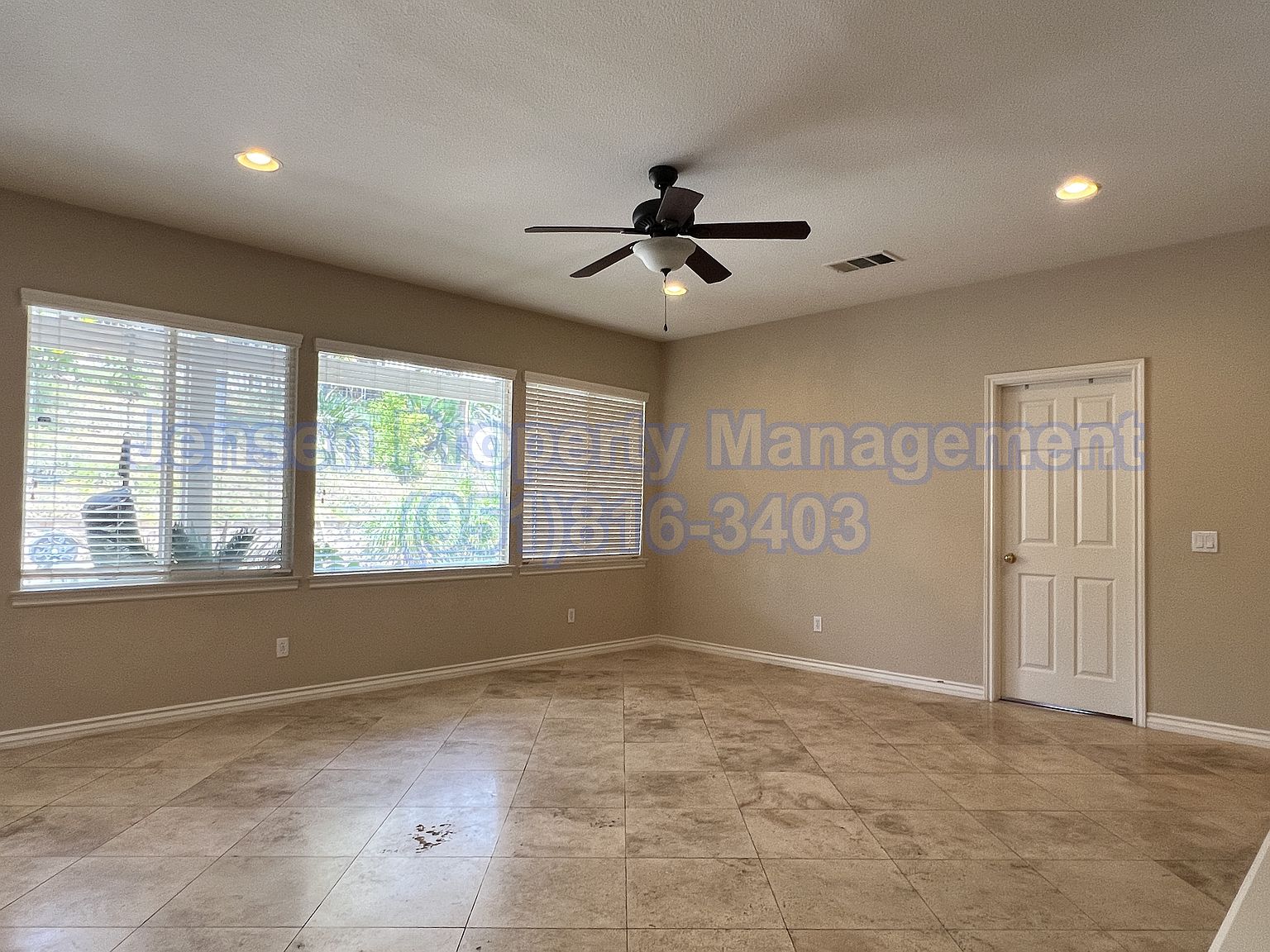 27767 Post Oak Pl photo 4