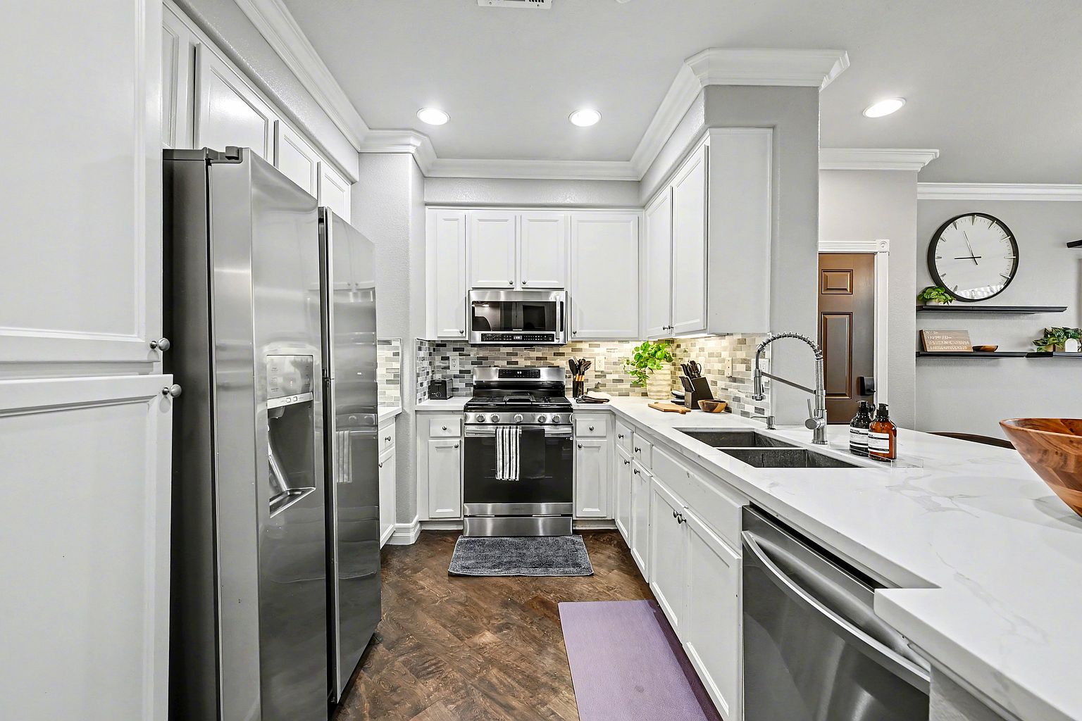 24731 Valleywalk St photo 4