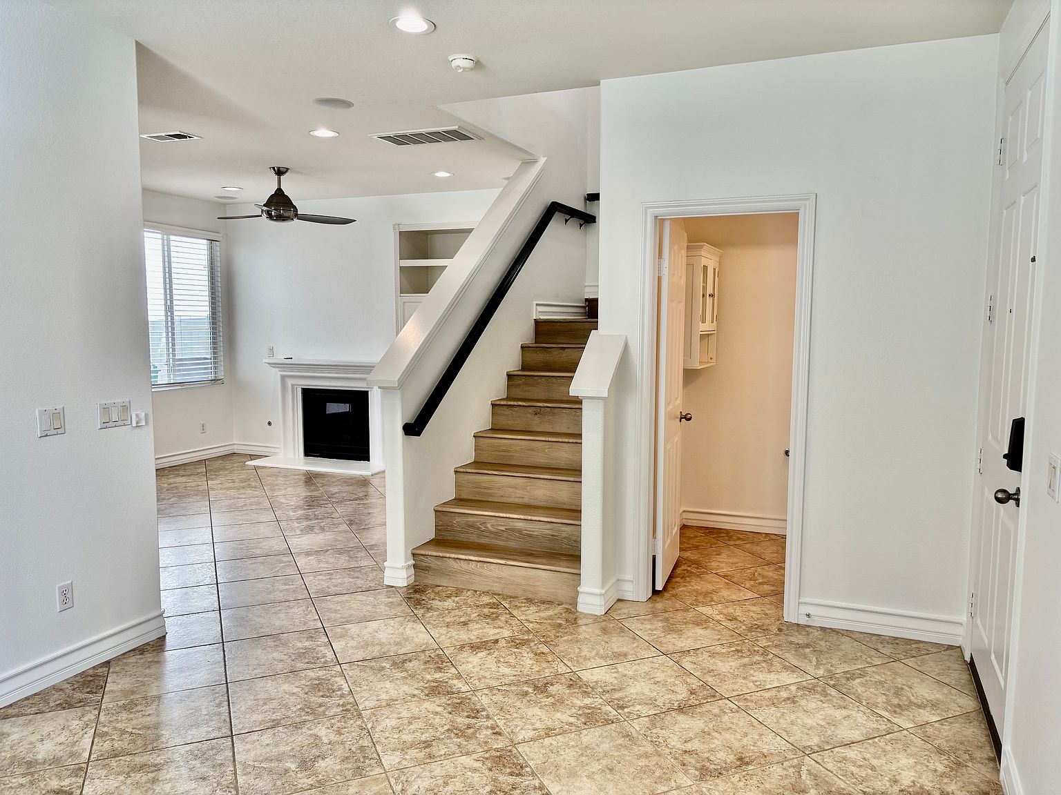 37136 Galileo Ln photo 3