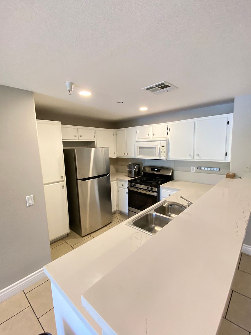 31342 Taylor Ln photo 3