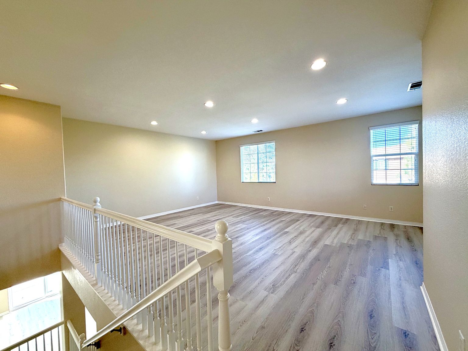 40220 Emily Pl photo 5