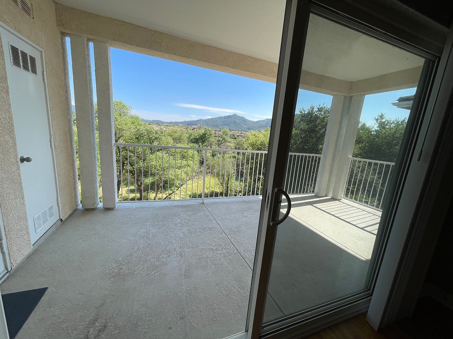 31293 Taylor Ln photo 2