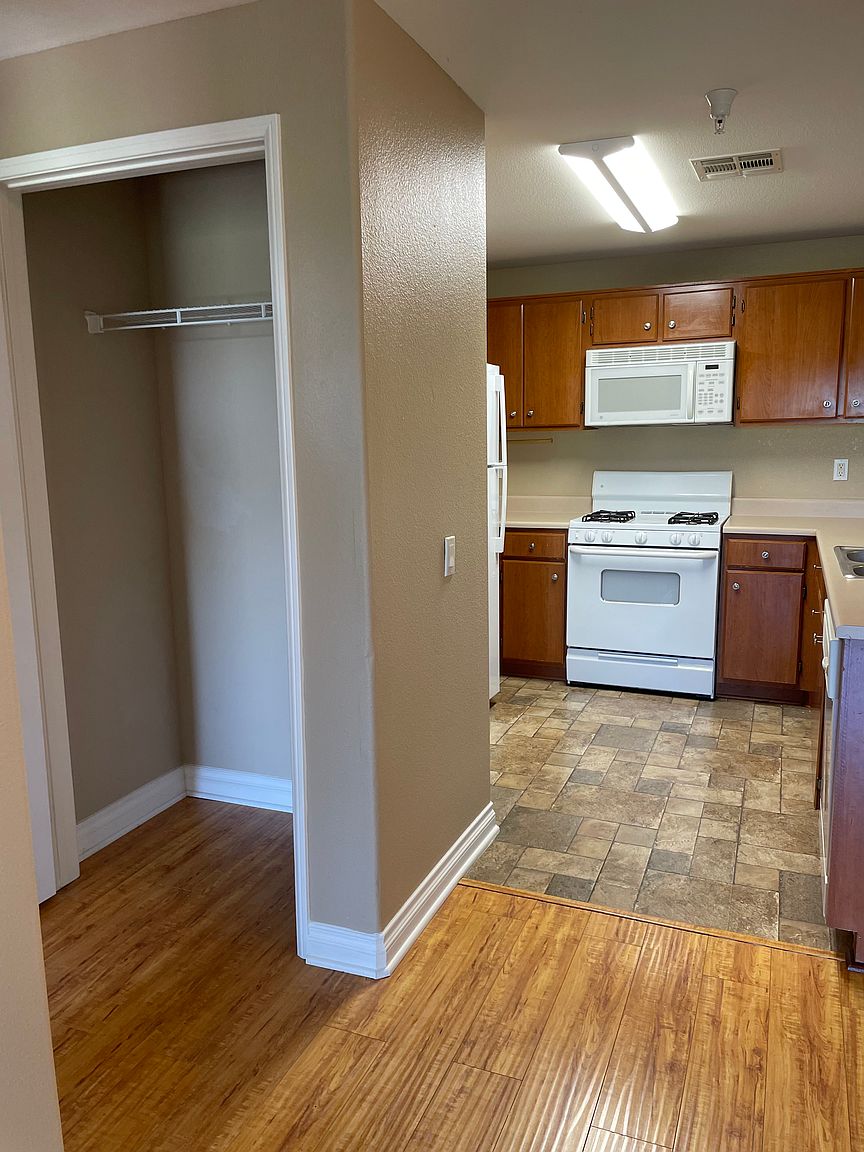 31293 Taylor Ln photo 5