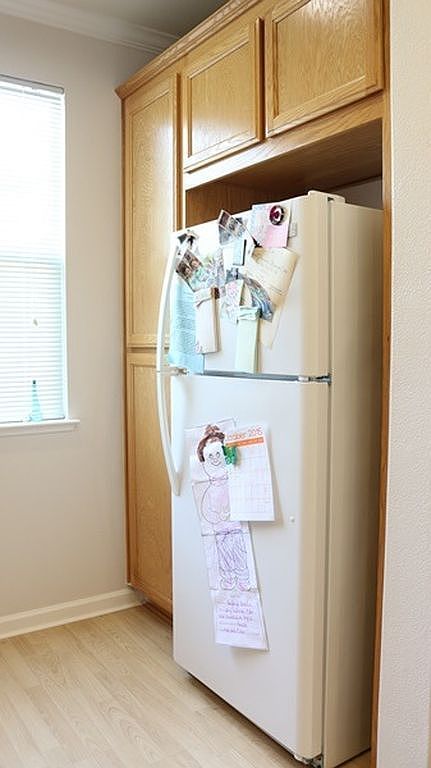 7861 Dickens Way photo 4