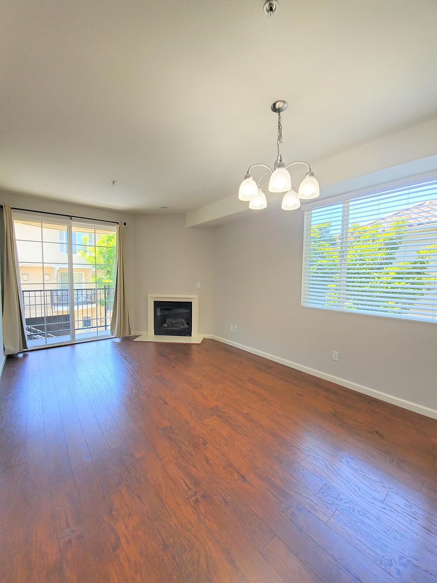 2640 Villa Cortona Way photo 3