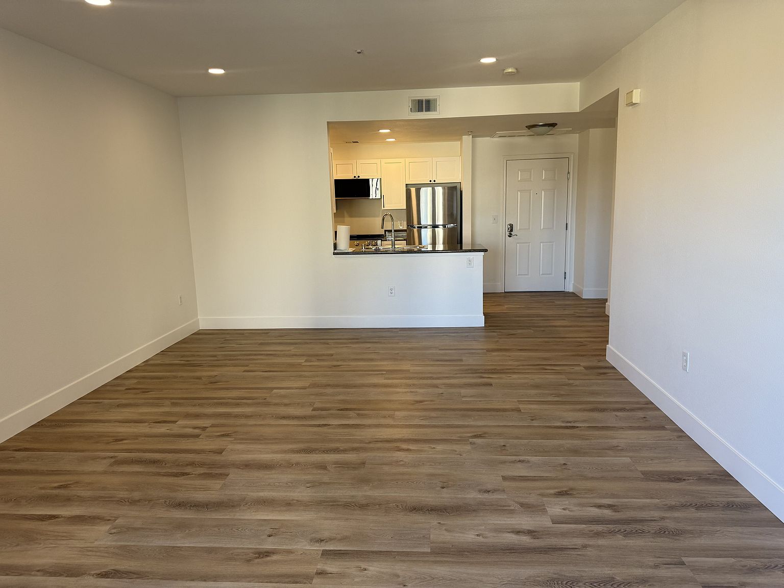 1550 Technology Dr photo 2