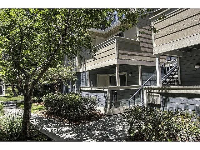 2753 Somerset Park Cir photo 3