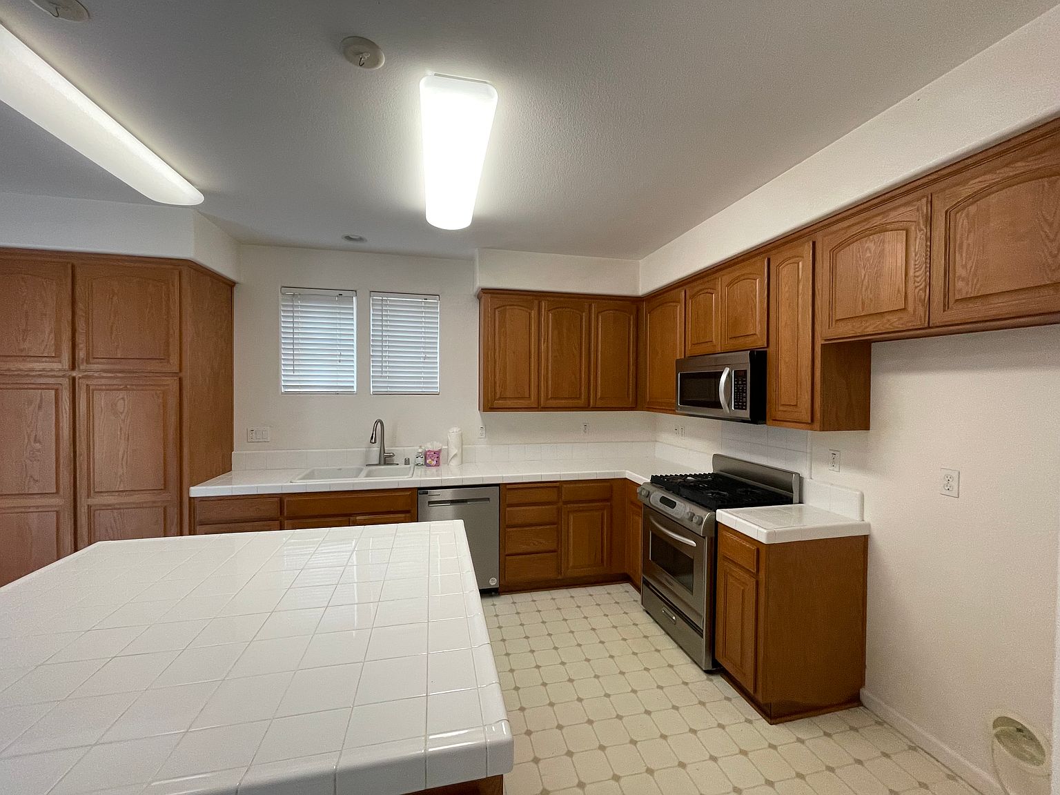 1248 El Mar Ct photo 5