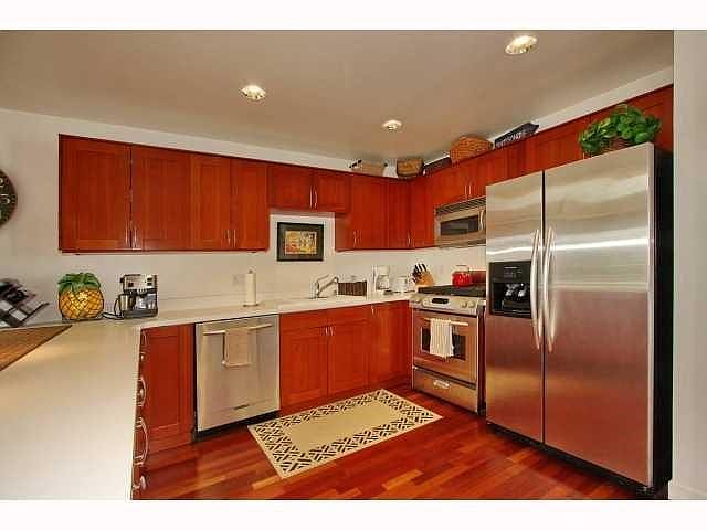 317 Pine Ave photo 5