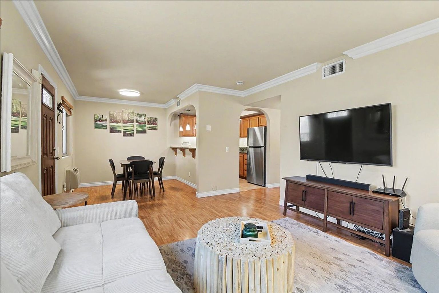 2728 B St photo 5
