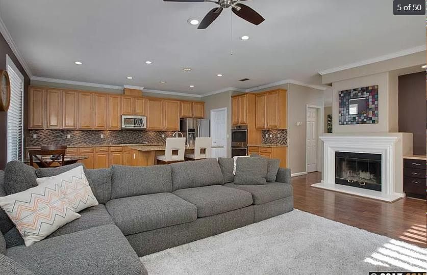 25 Nerine Ct photo 4