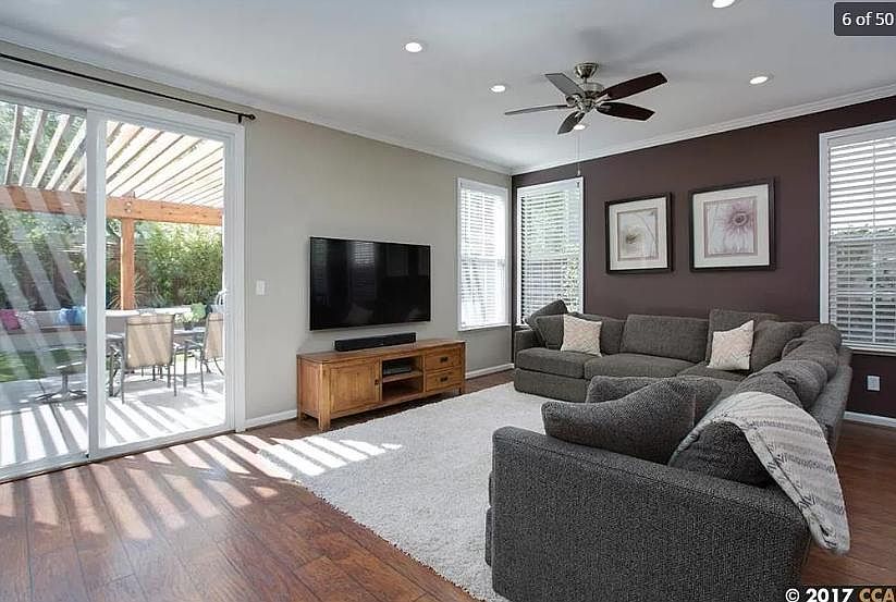 25 Nerine Ct photo 3