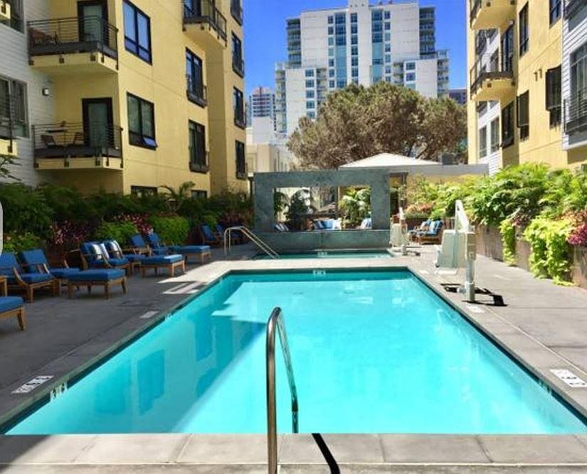 Aloft on Cortez Hill photo 2