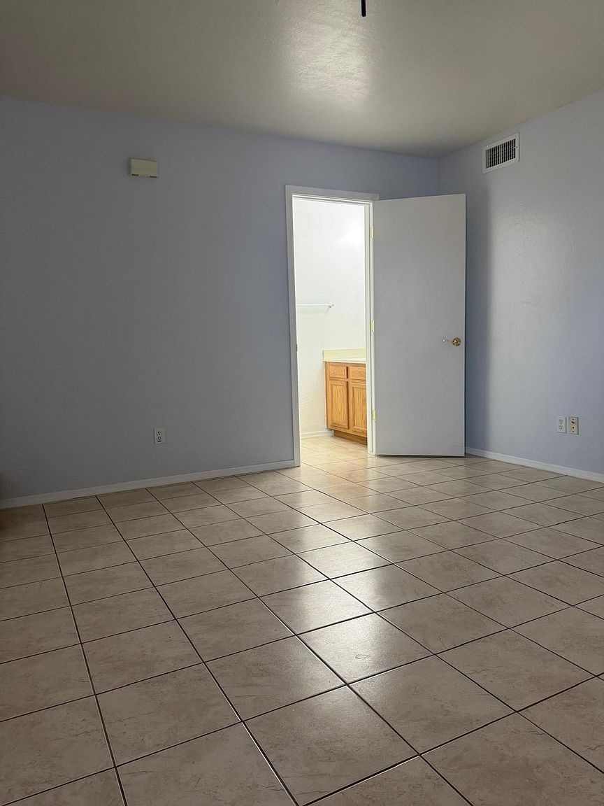 15914 S Yava Rd photo 5
