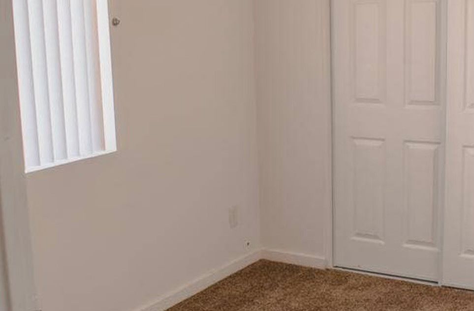 949 W Cocopah St photo 4