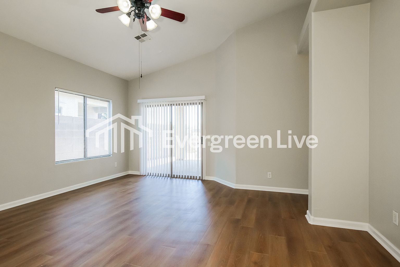 6038 N 68th Dr photo 5
