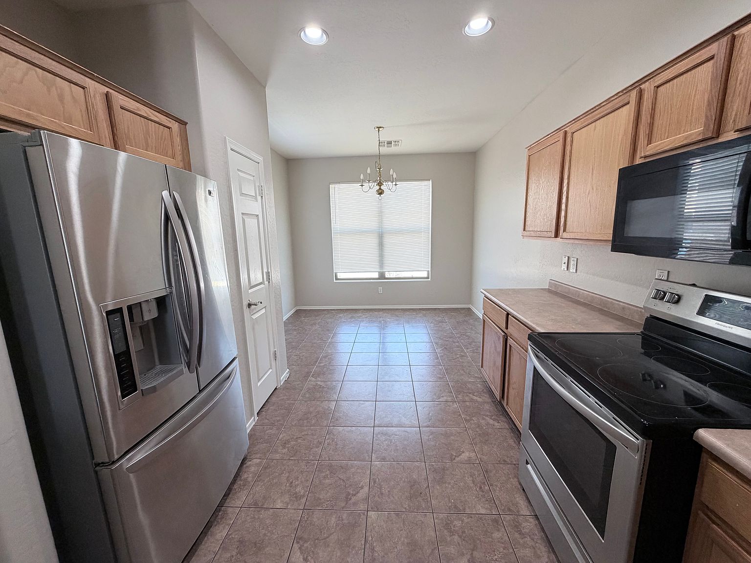 4307 W T Ryan Ln photo 5