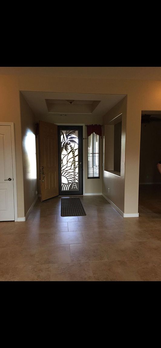 14353 W Sierra St photo 2