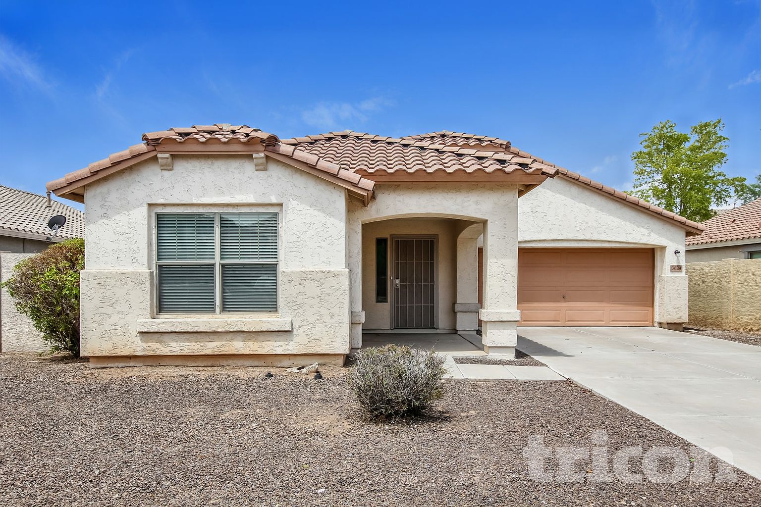 3624 S 71st Dr Phoenix, AZ 85043 photo 3