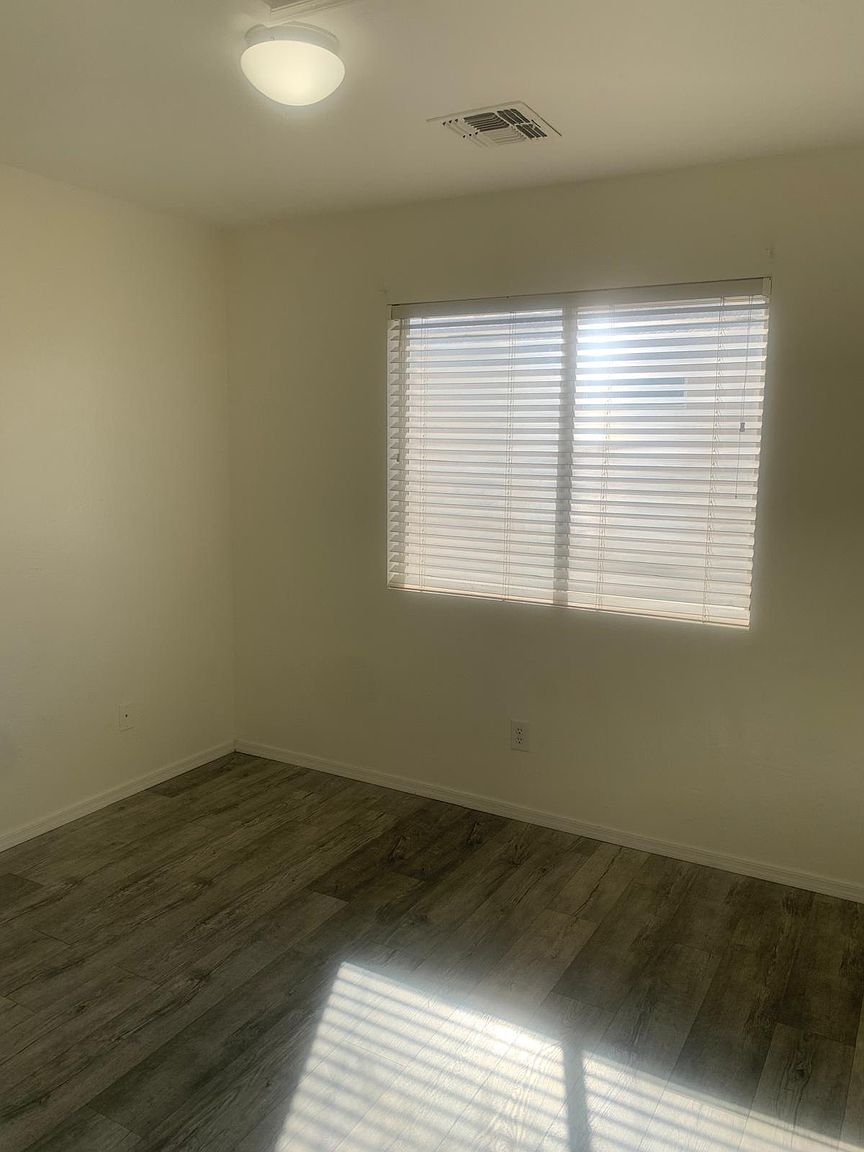 5147 W Fulton St photo 5