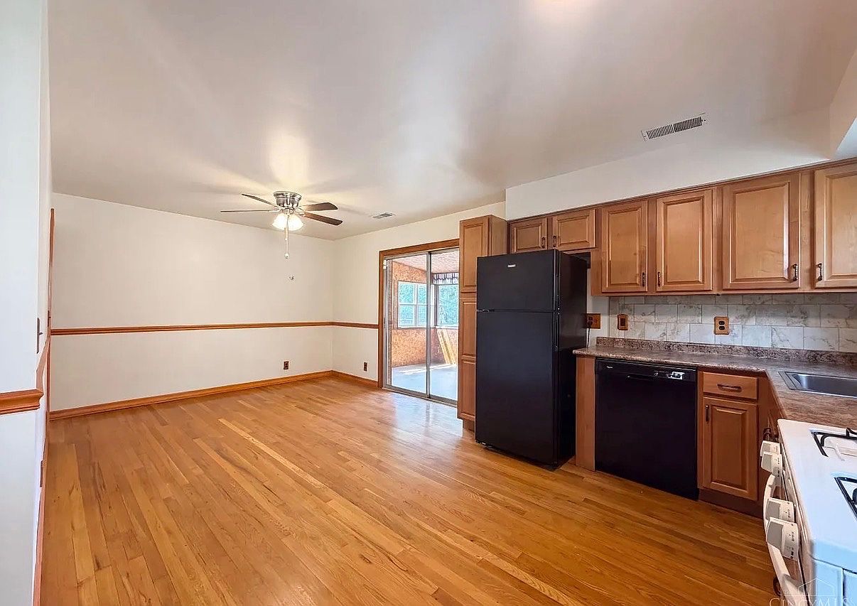 2903 W La Salle St photo 4
