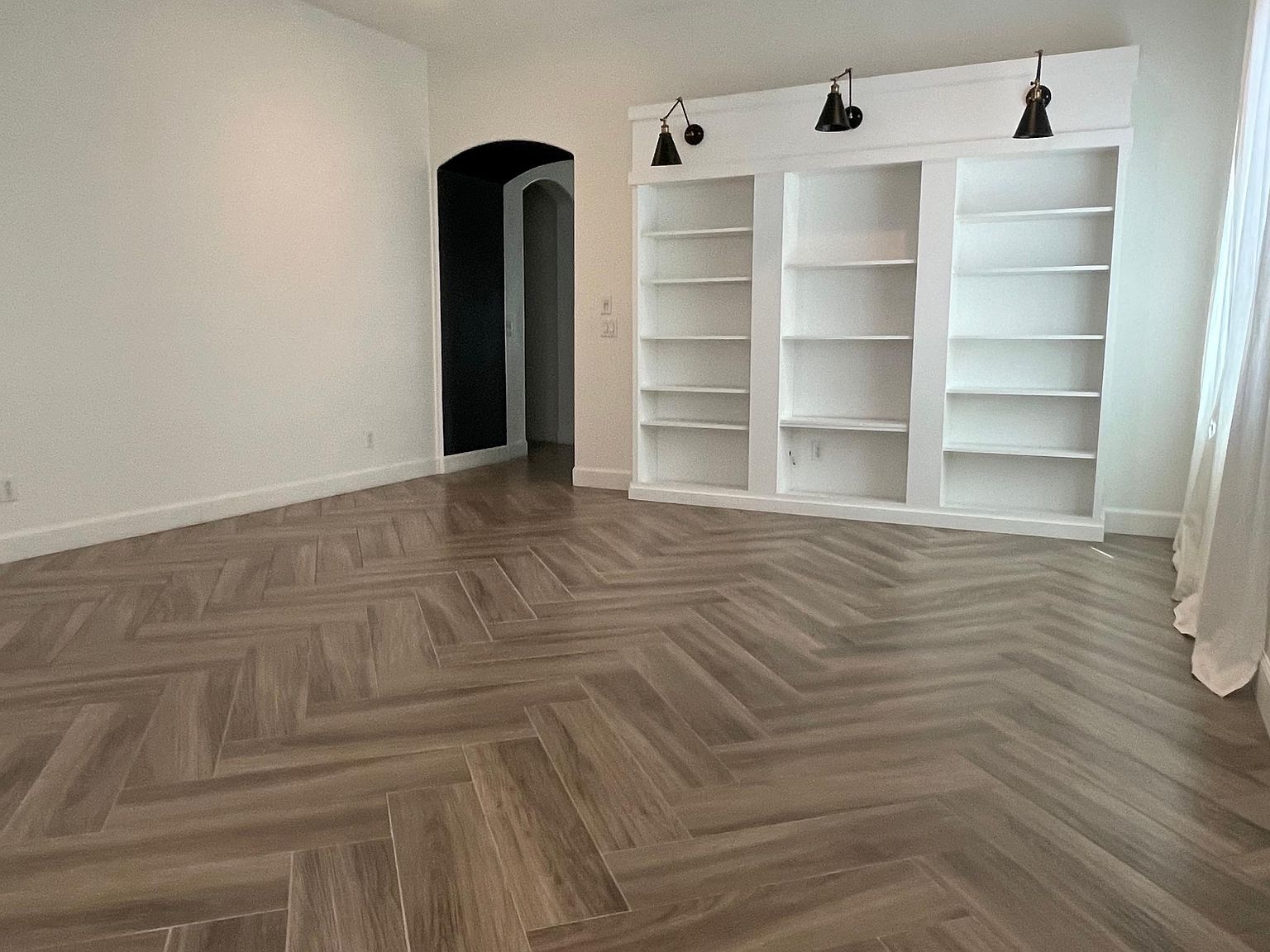 10440 W Cashman Dr photo 3