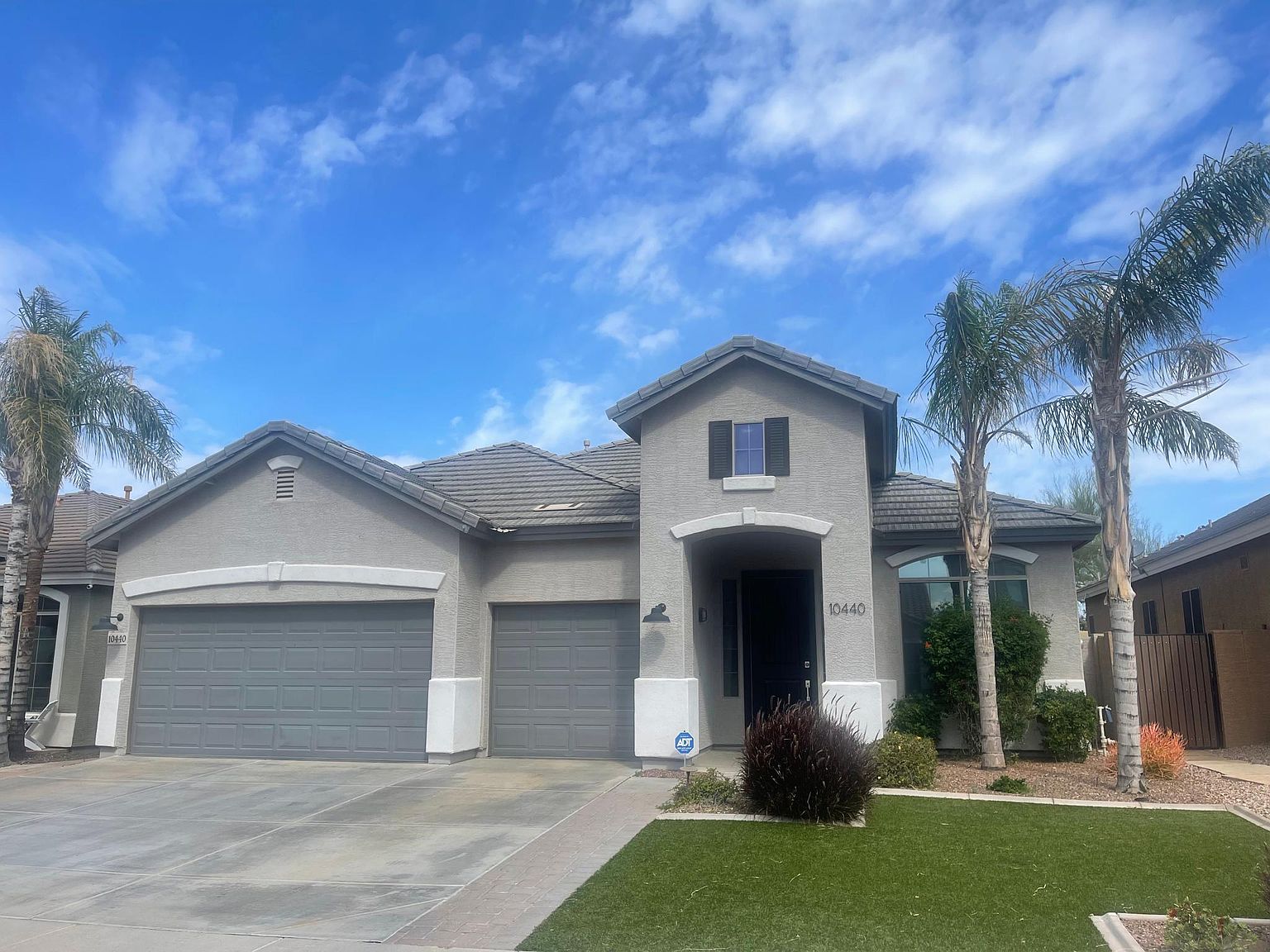 10440 W Cashman Dr photo 2
