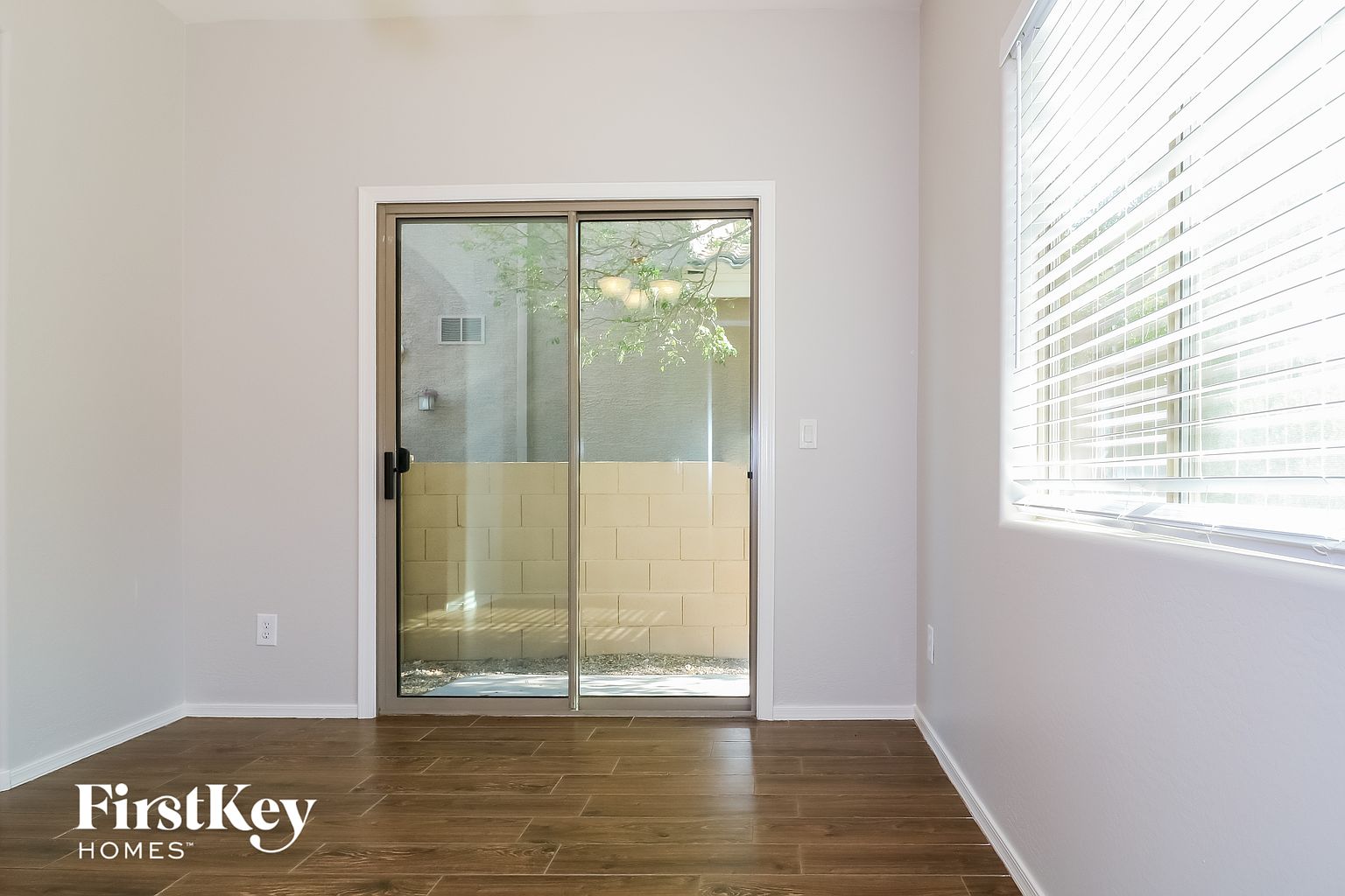 10323 W Via Del Sol Lot 383 photo 4