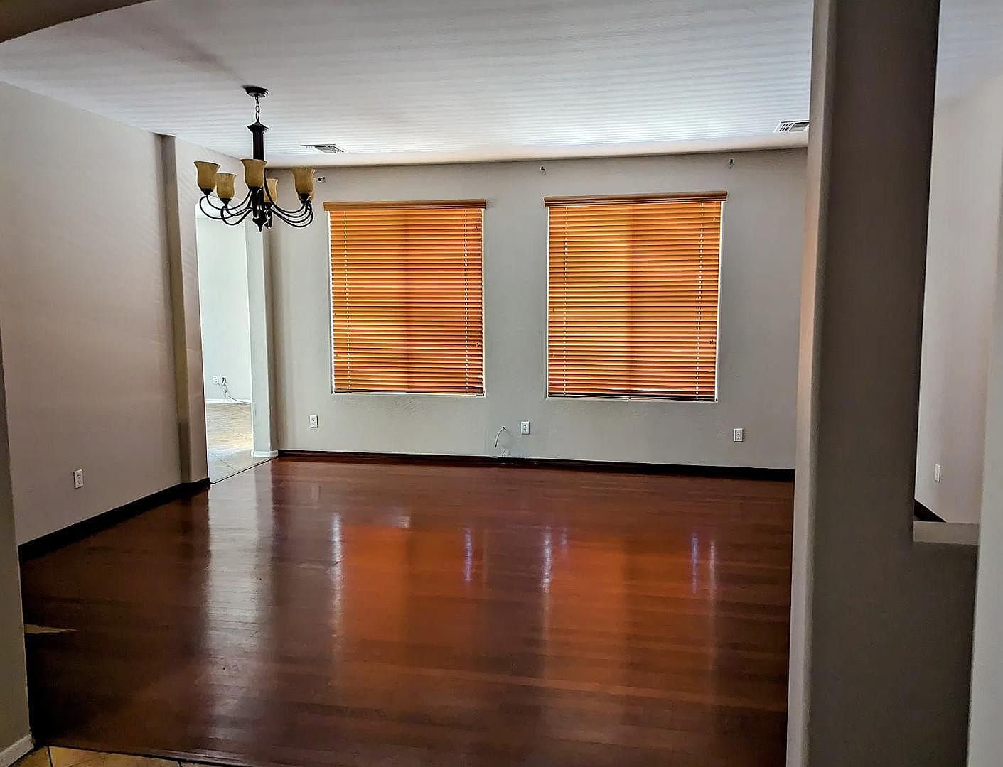 4937 W Desert Ln Phoenix, AZ 85339 photo 4