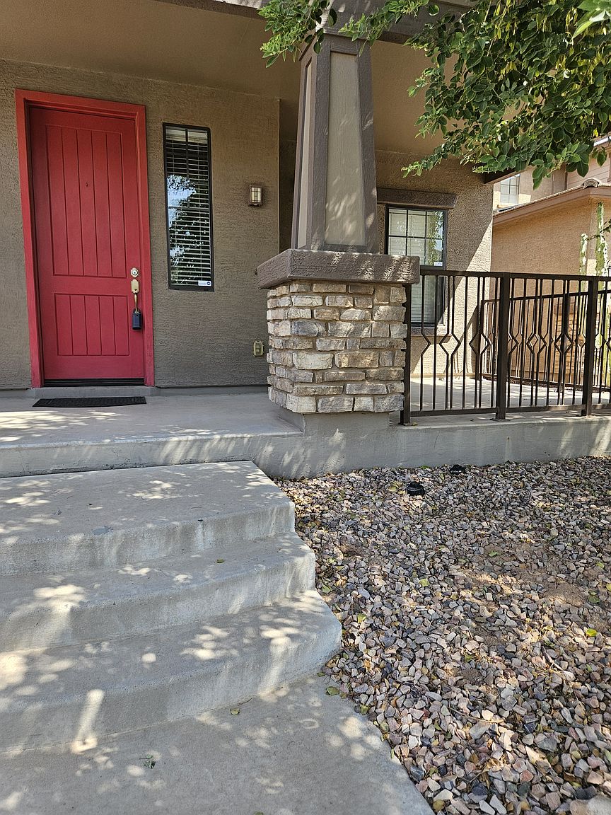 1418 W Homestead Ct photo 3