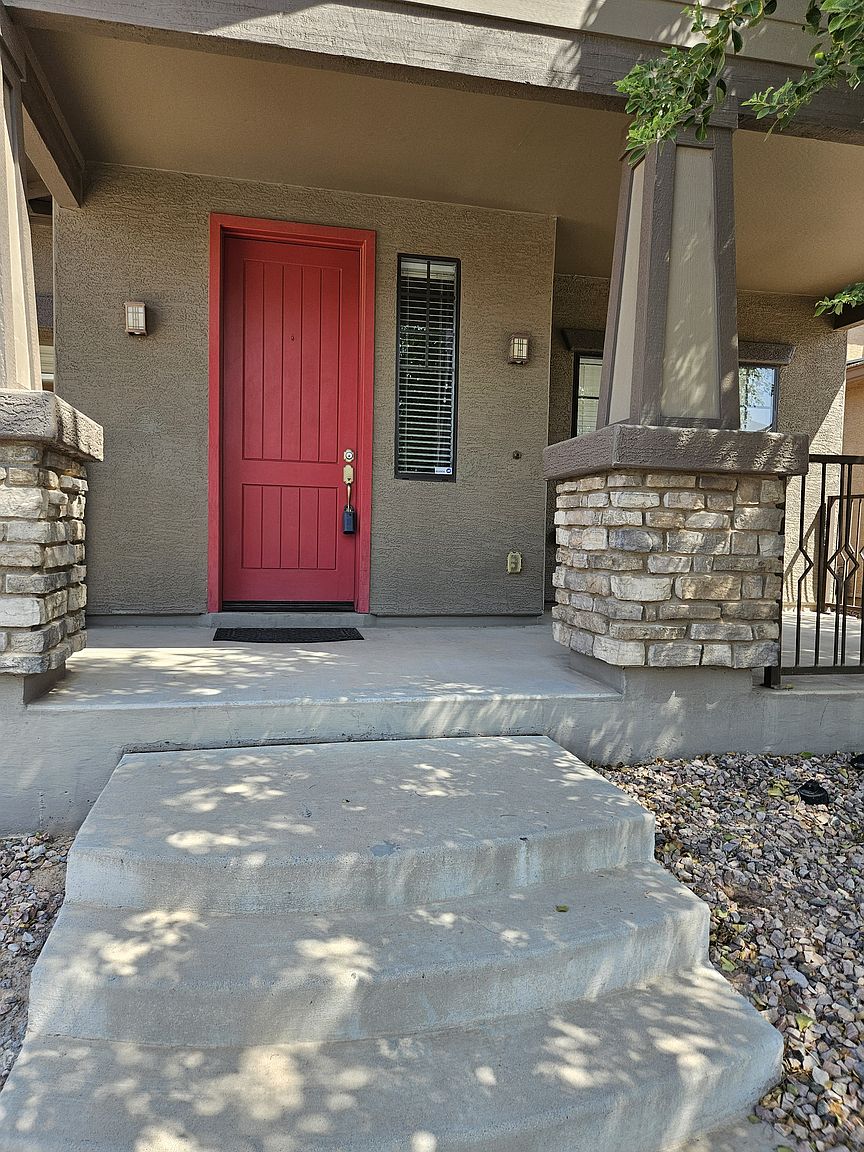 1418 W Homestead Ct photo 2