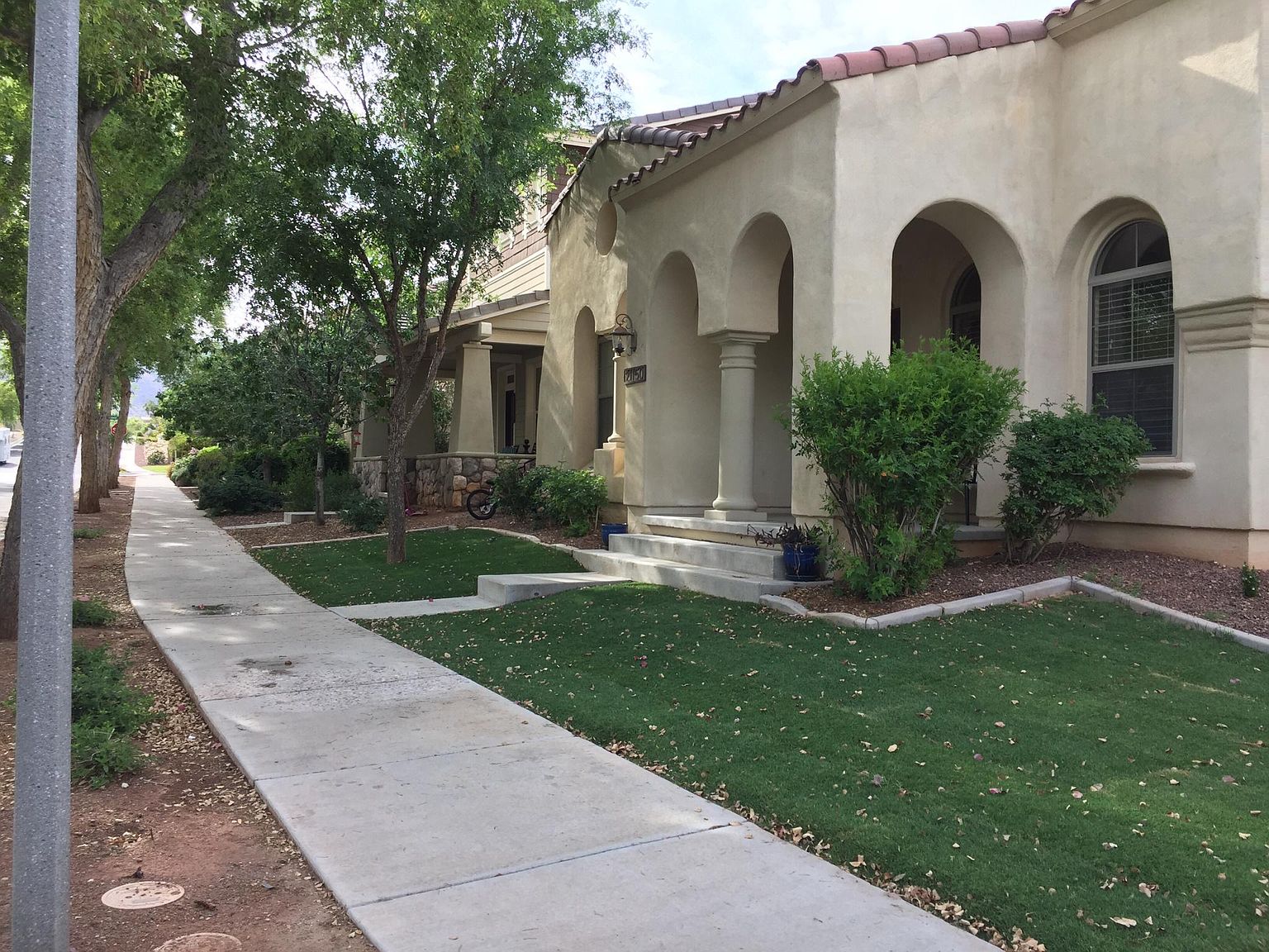 21150 W Elm Way photo 2
