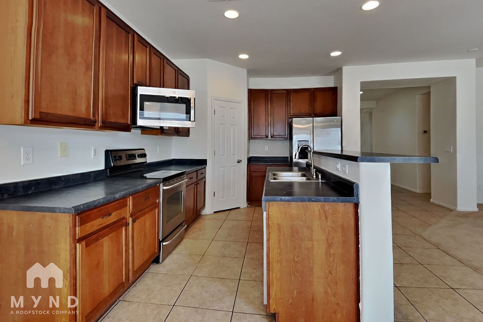 9928 W Marguerite Ave Tolleson, AZ 85353 photo 4