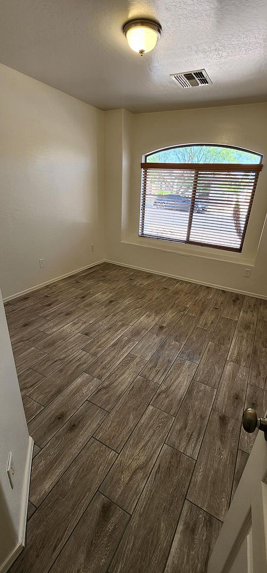 513 E Jasper Dr photo 5