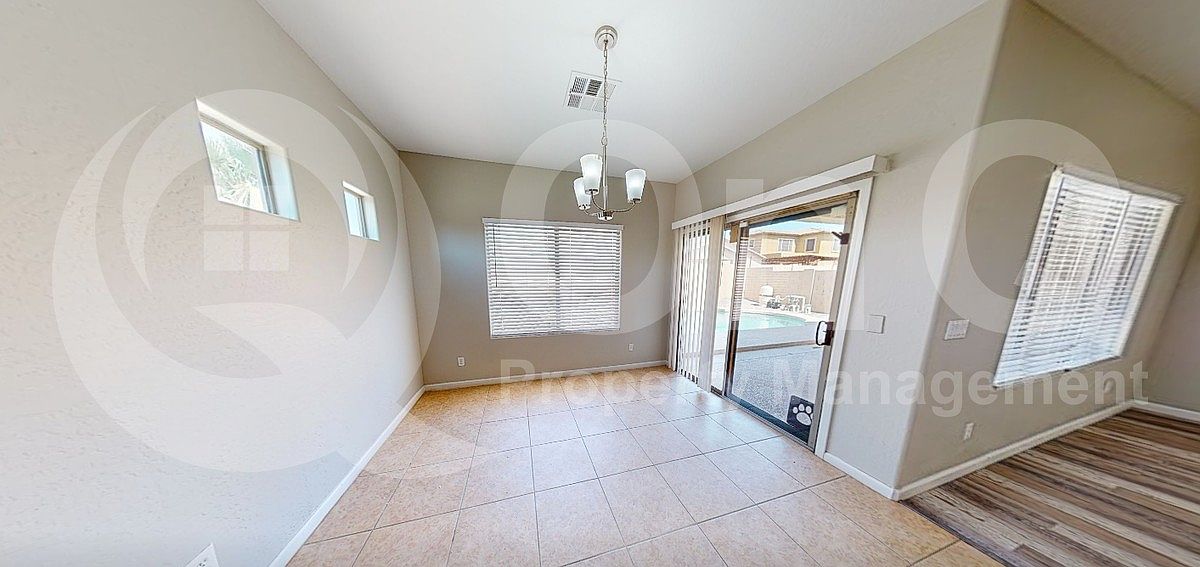 10038 W Levi Dr photo 4