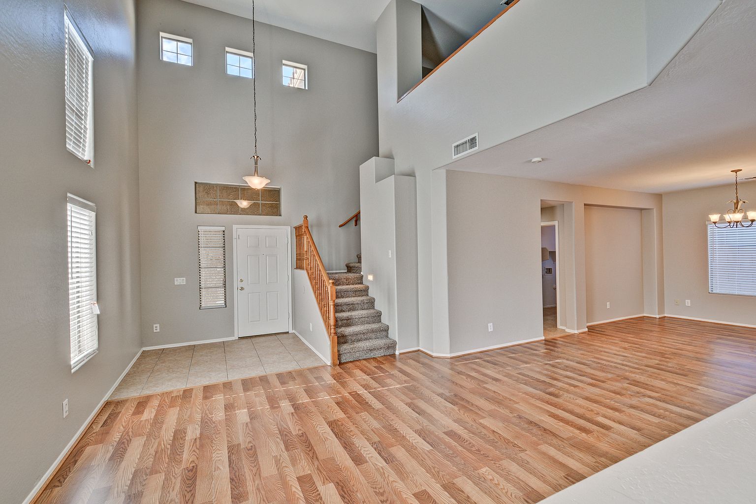 10115 W Parkway Dr photo 3
