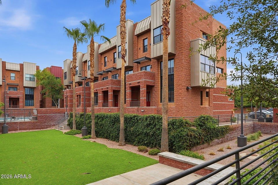 330 South Farmer Avenue, Tempe, AZ 85281 photo 4