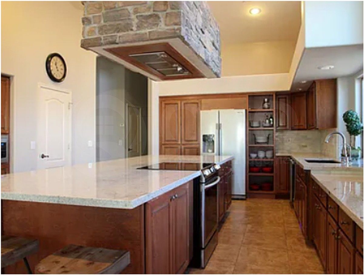 2018 W Morning Vista Ln photo 4