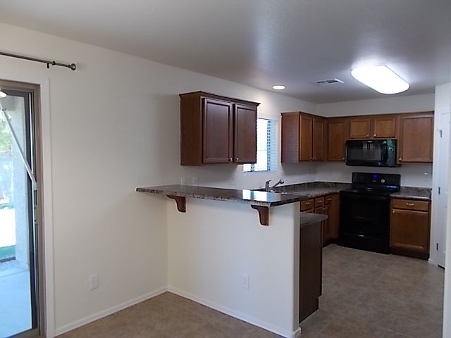 7340 W Alicia Dr photo 5
