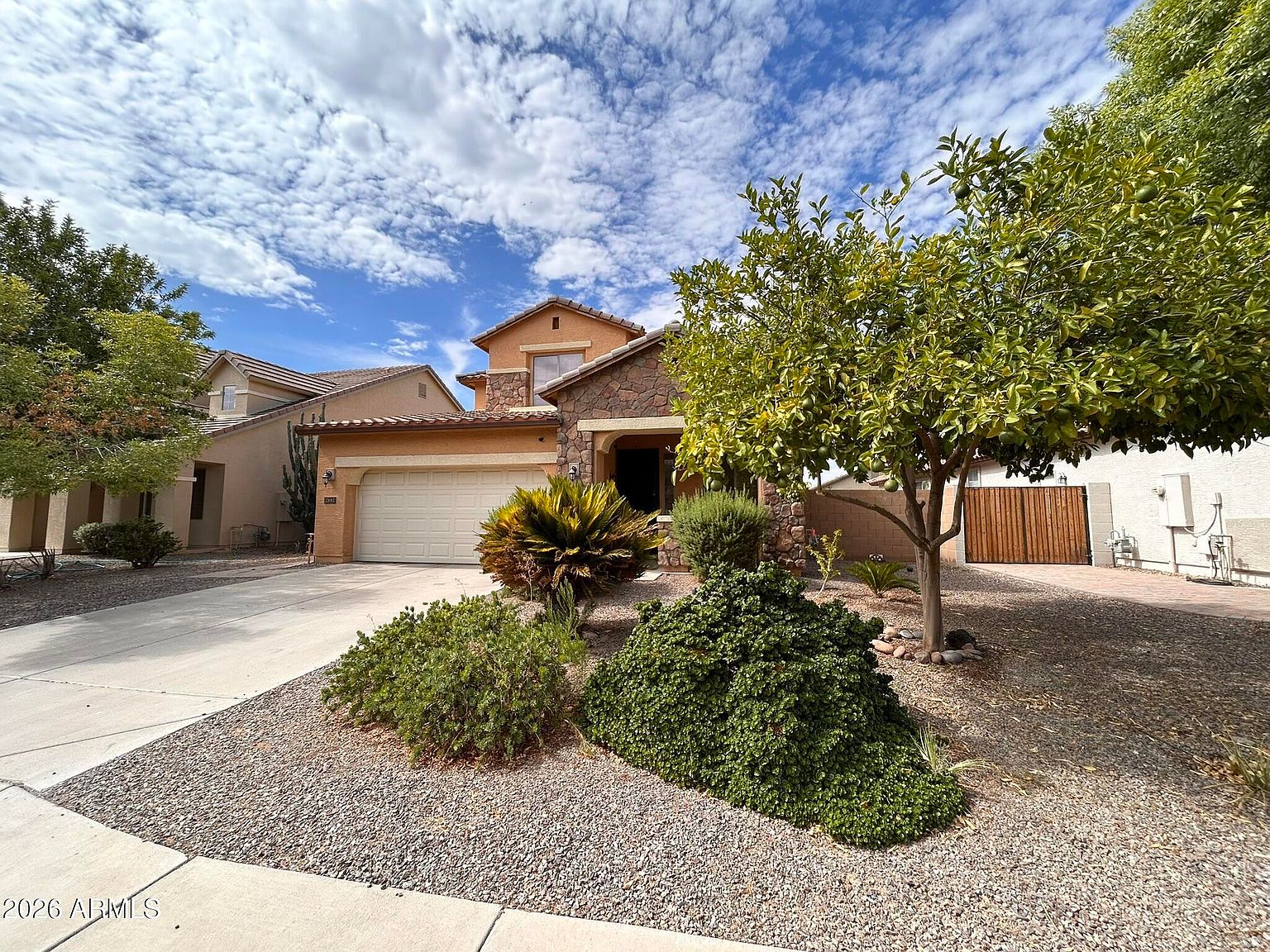 2692 E Vermont Ct photo 2