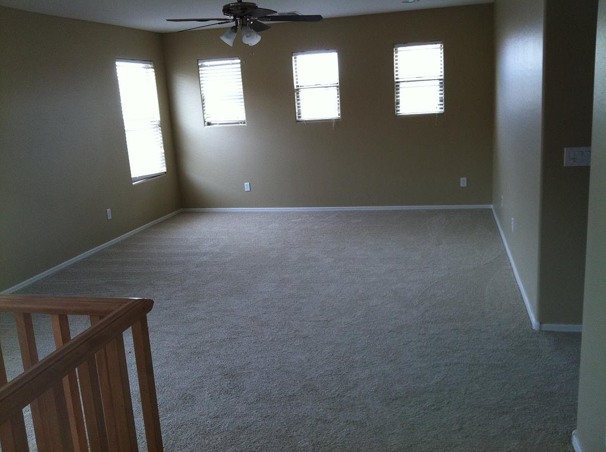 3561 E Harwell Rd photo 4