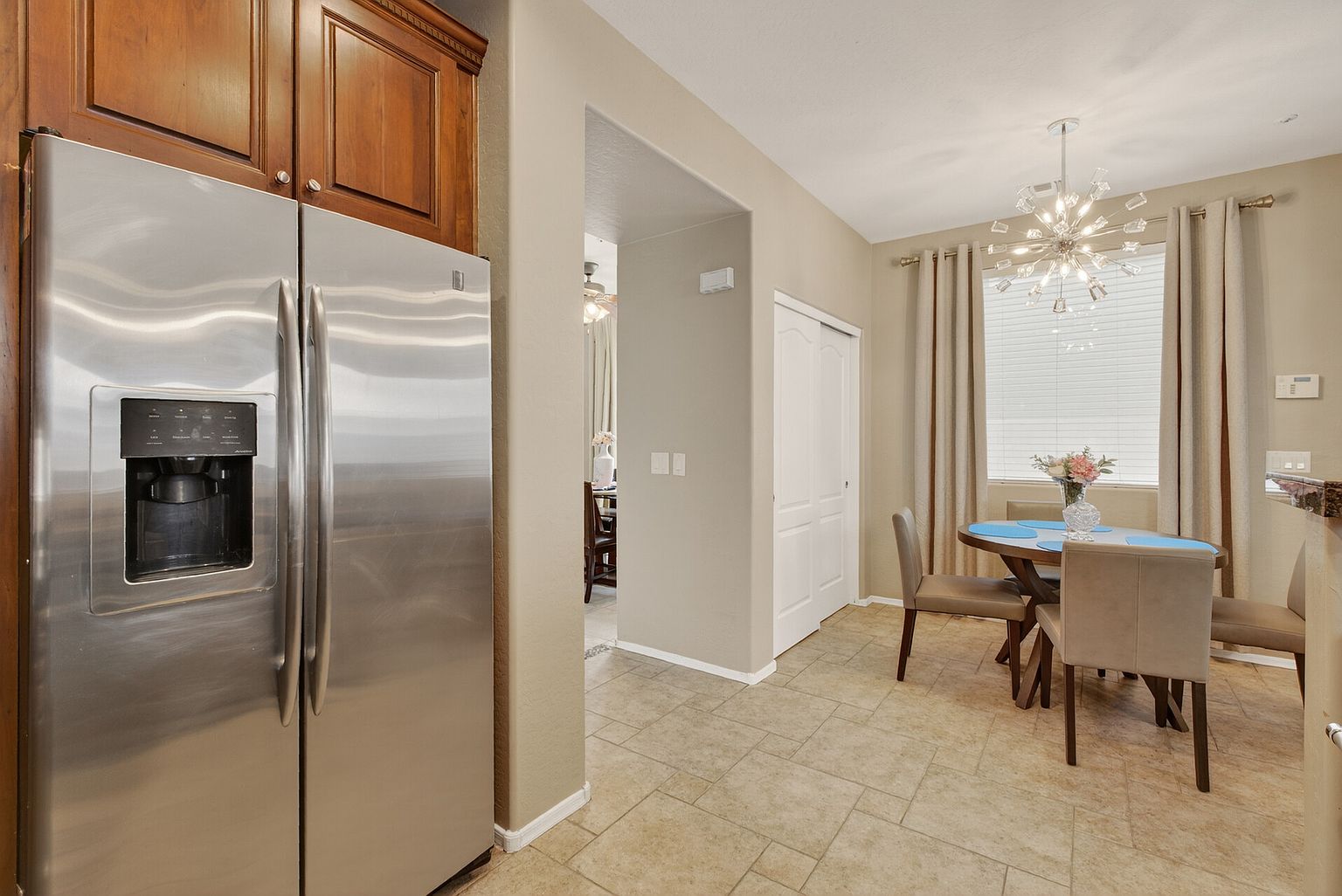 12034 W Polk St photo 3