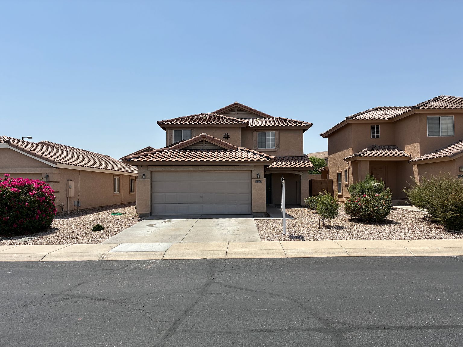 22372 W Cantilever Ct photo 3