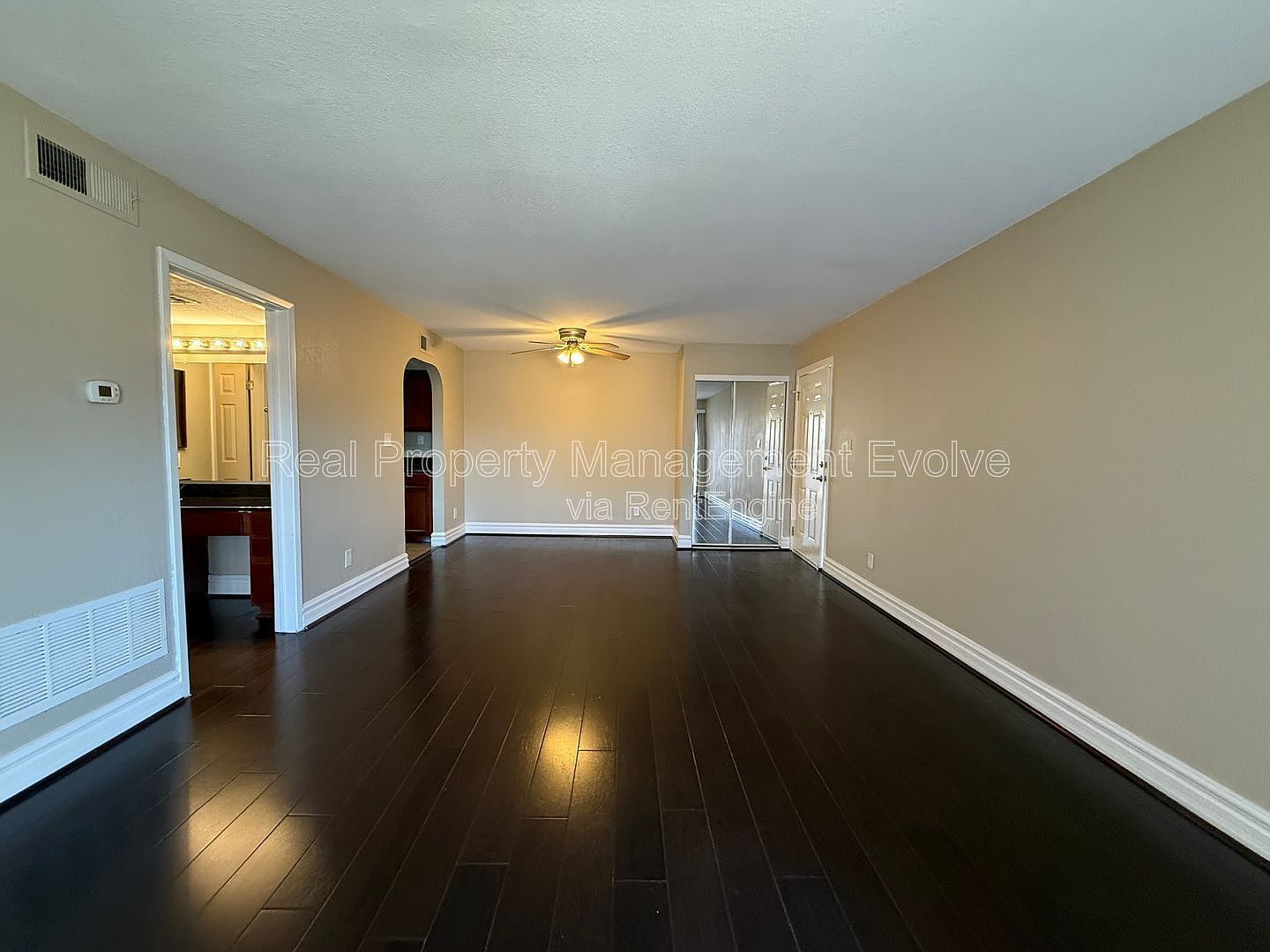 3825 E Camelback Rd photo 2