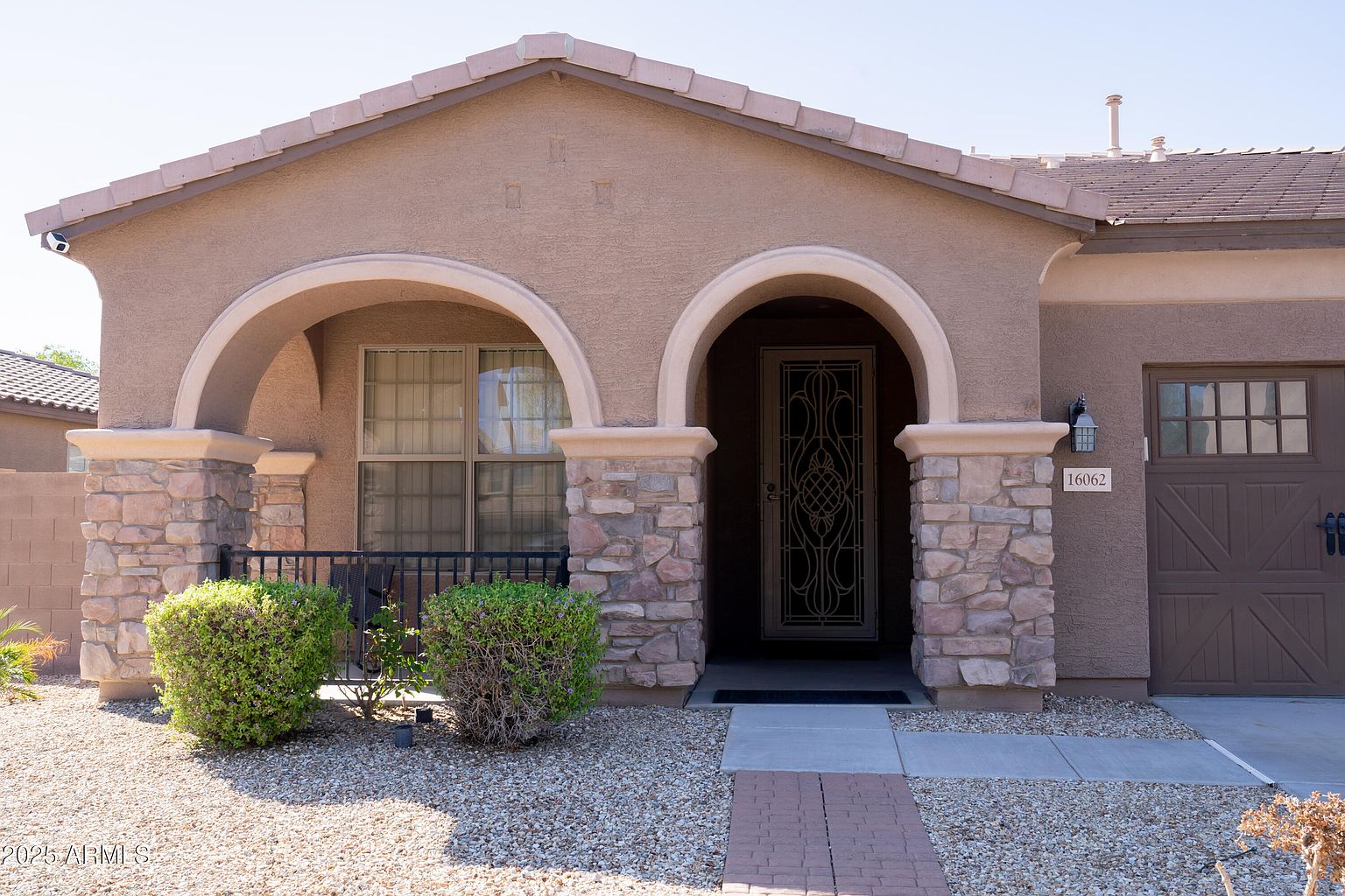 16062 W Tohono Dr photo 4