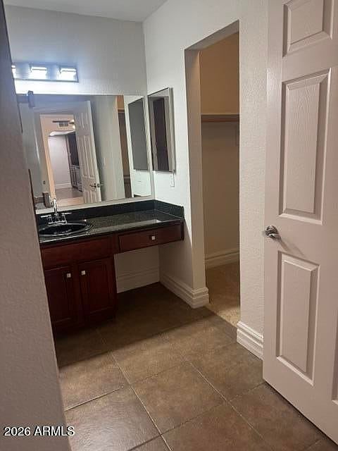 3825 E Camelback Rd photo 5
