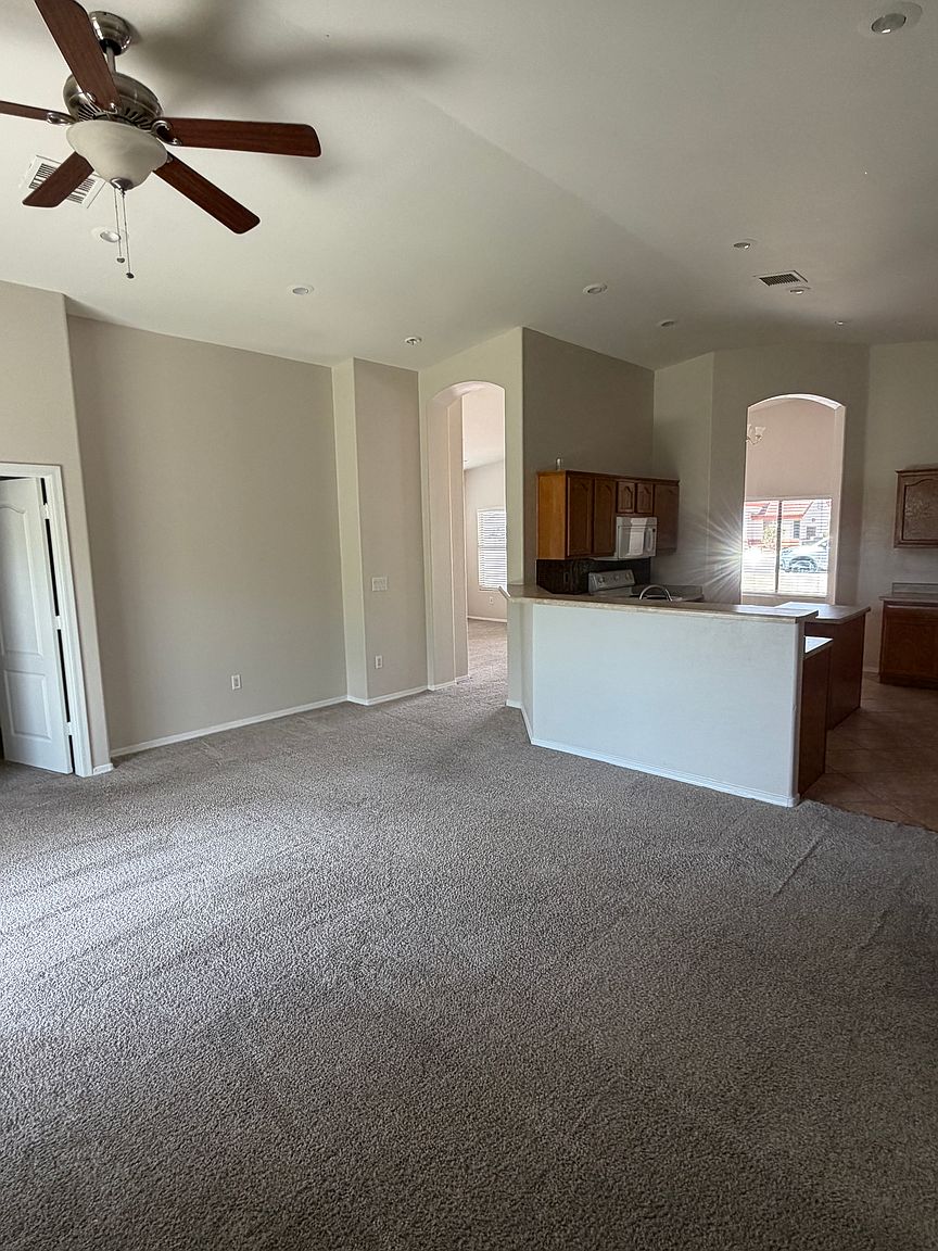 15061 S Amado Blvd photo 5