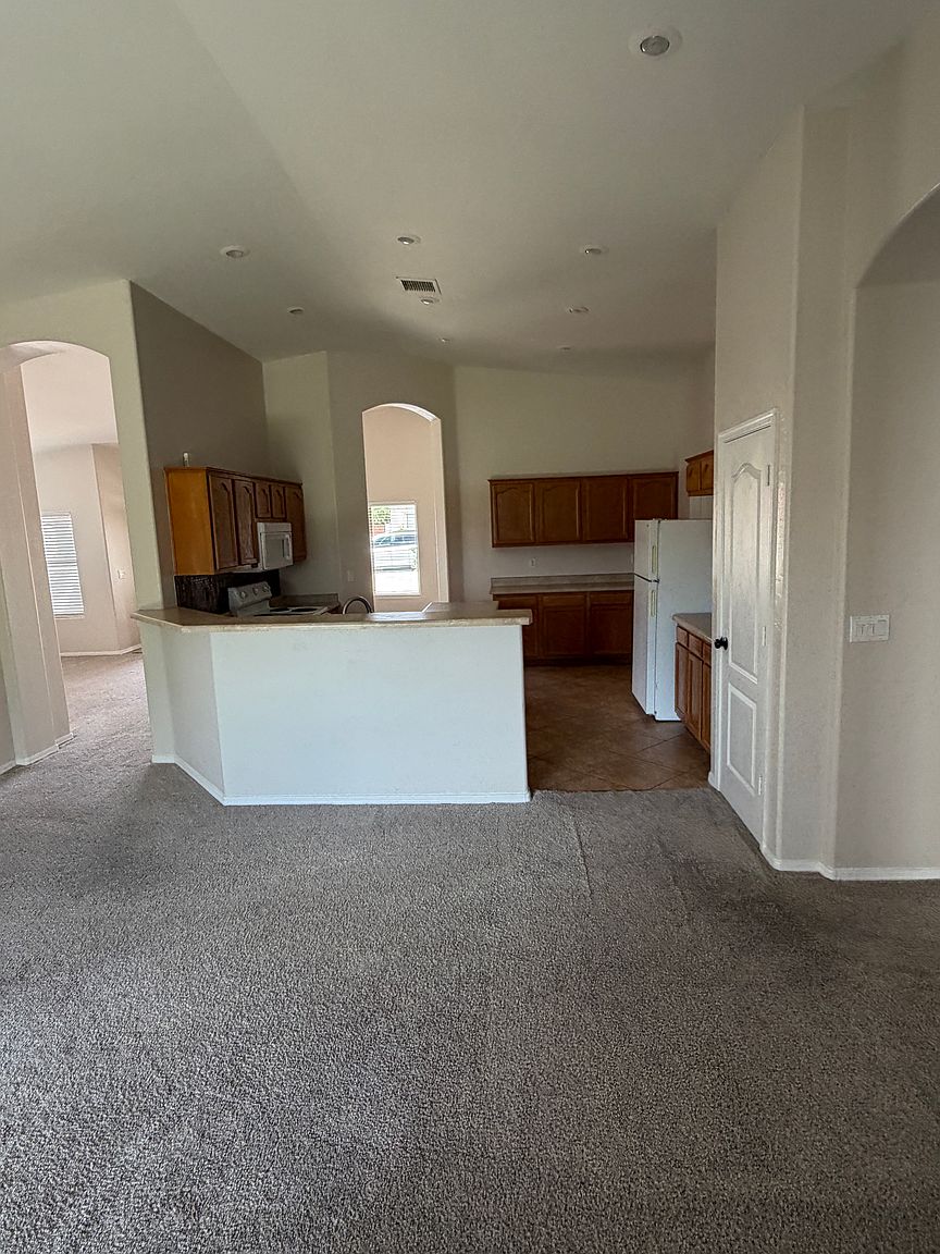 15061 S Amado Blvd photo 4