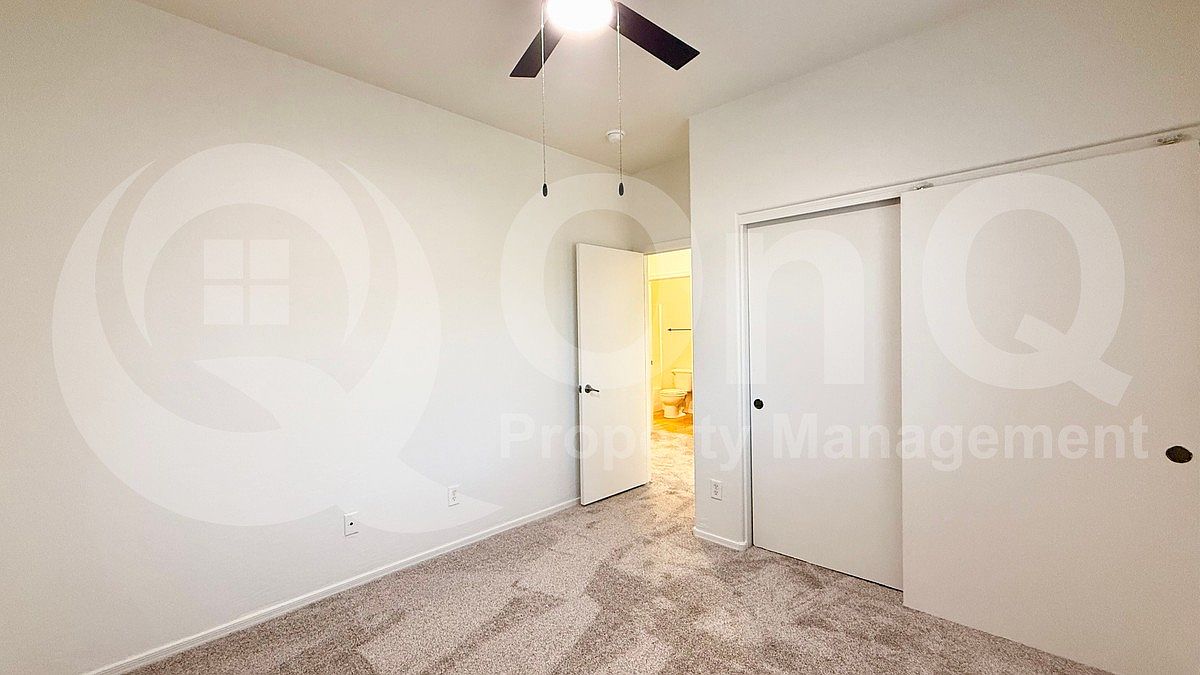 807 W Sunset Dr photo 4